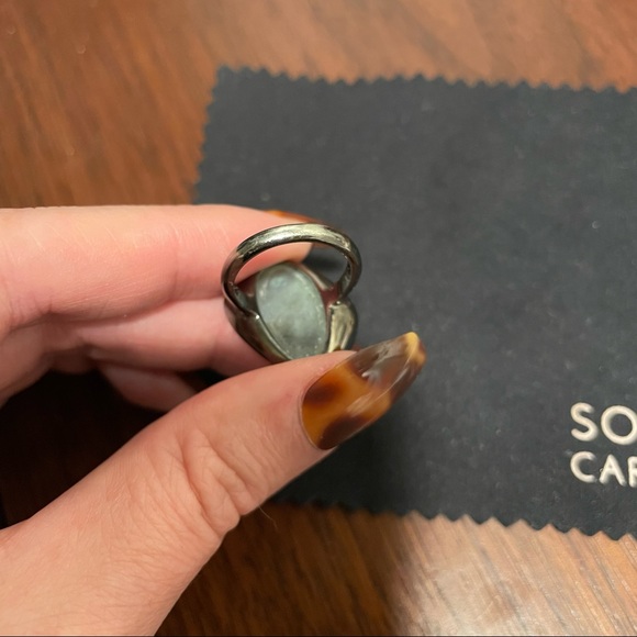 Daring Ring | So Pretty Cara Cotter | Raw Labradorite & Gunmetal | size 6 - Picture 3 of 6